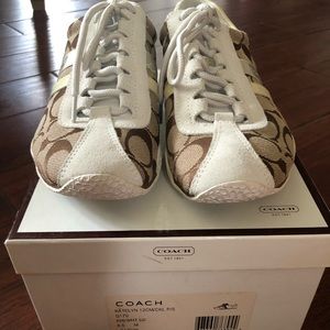 COACH Katelyn Sneaker Size 6.5